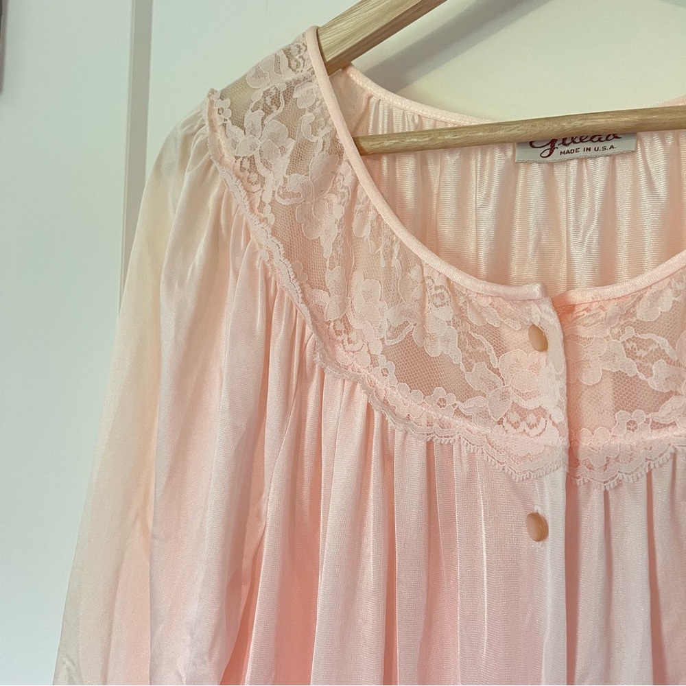 Vintage 1980-90s Gilead Blush Pink Lace Button-up Nightgown Moo‎ Moo Kimono 🌷